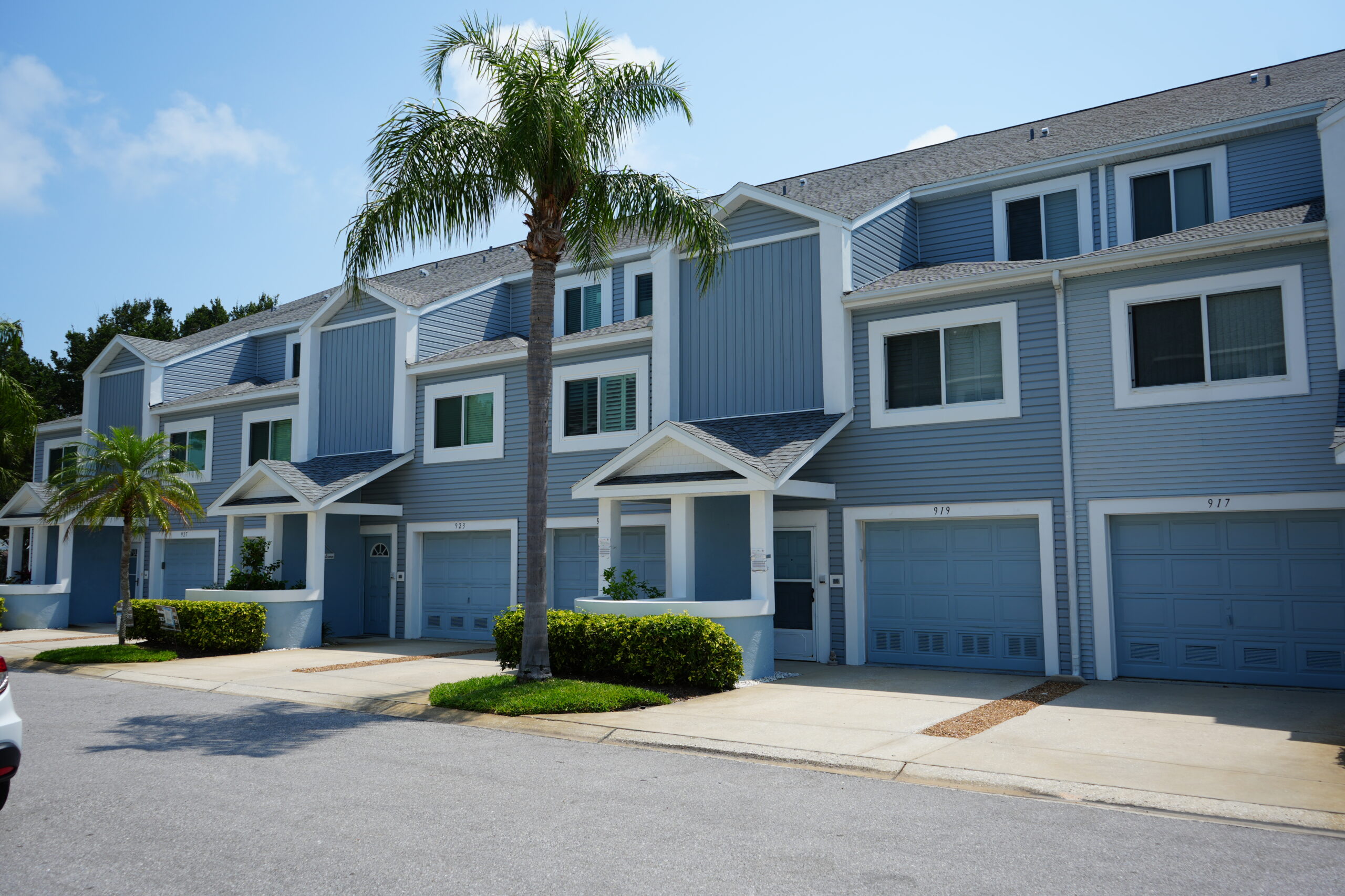 Complete siding replacement (mastic quest) in everest on 20 of 32 units. Full Soffit and Fascia Replacement with Mastic Pro-Tech Soffit. Installed all new Patio Doors (PGT Winguard) Installed all new Windows (Simonton StormBreaker Plus)